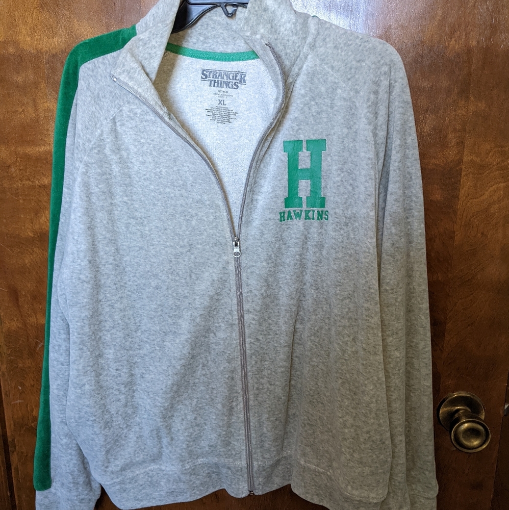 Stranger Things Zip-up Pullover sweatshirt hoody (Hawkins Indiana) Soft& pockets